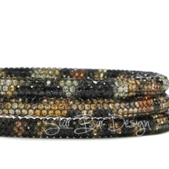 Leopard crystal bangle bracelets - Picture 3 of 4